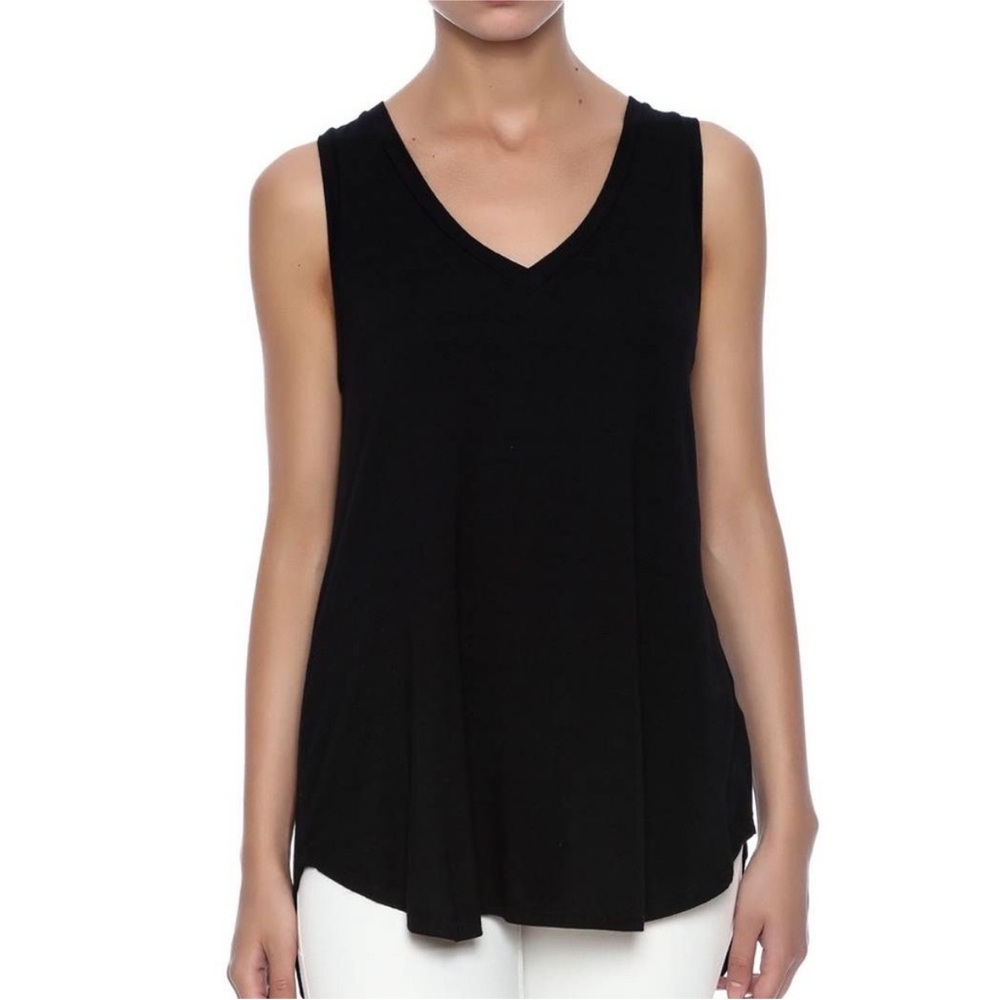 KLd Signature Black V-Neck tunic sleeveless top size medium